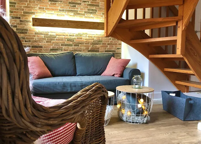 Kleine Meerzeit, Suesses Knusperhaeuschen Mit Kaminofen Fehmarn