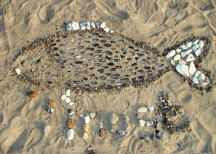 Kleine Meerzeit, Suesses Knusperhaeuschen Mit Kaminofen * Fehmarn